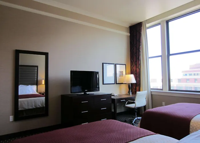 Boutique hotel only: Embassy Suites Saint Louis - Downtown